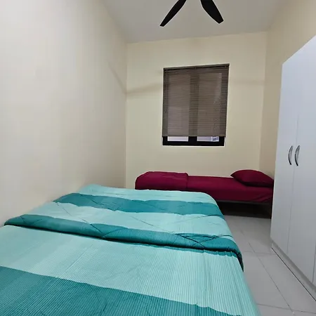 Klia Residency Homestay Nilai Exterior photo